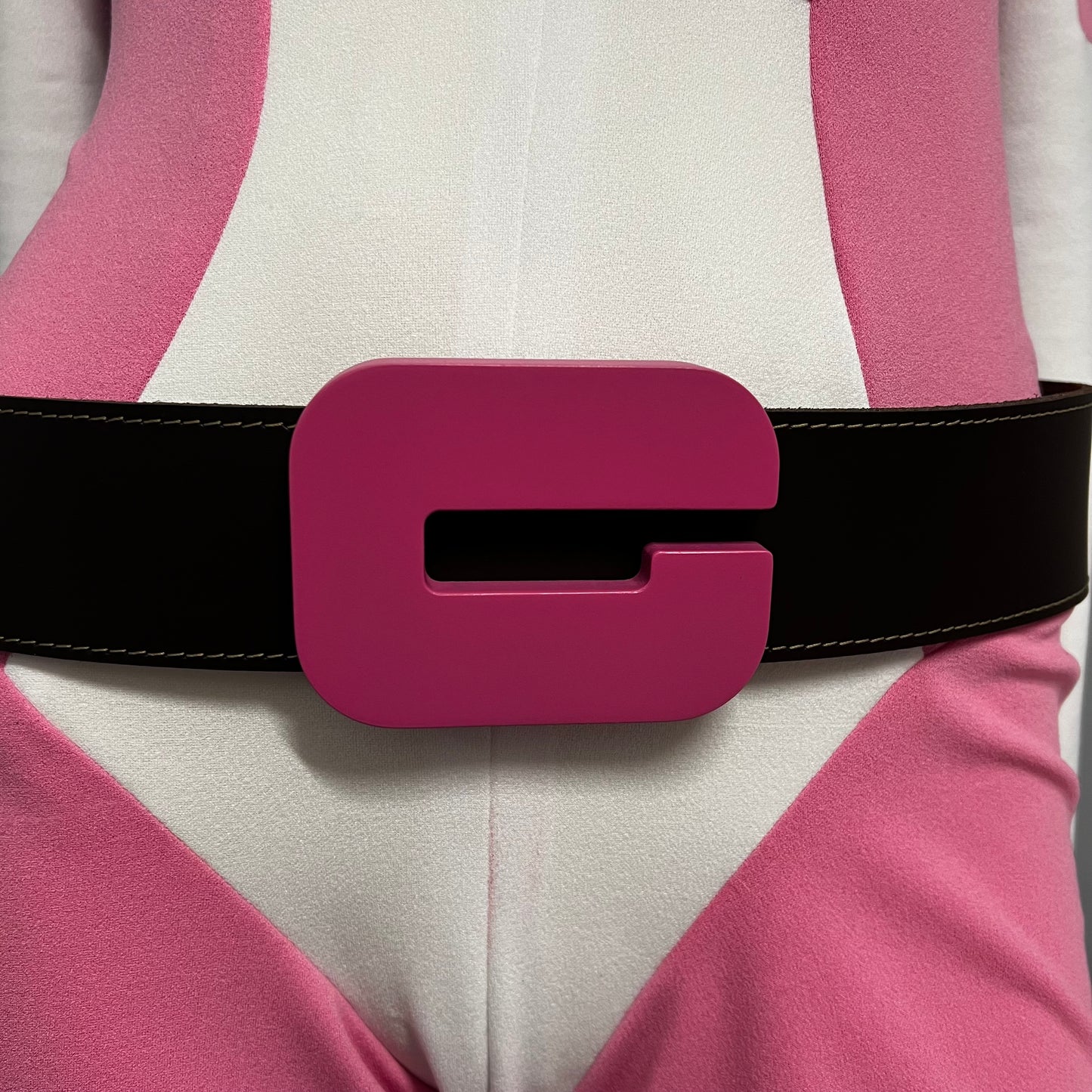 Gwenpool Buckle (3D File)