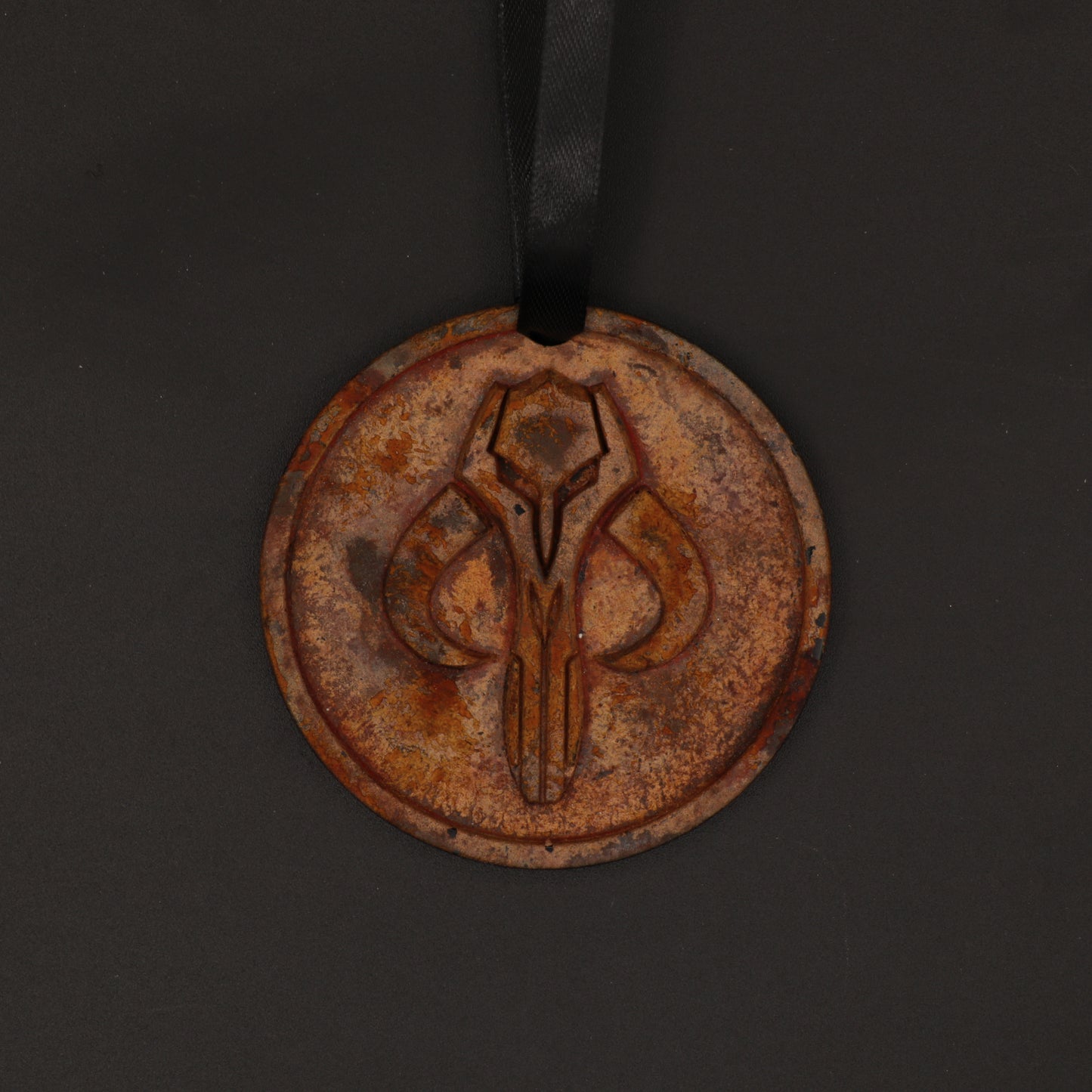 Bo Katan Resin Decoration