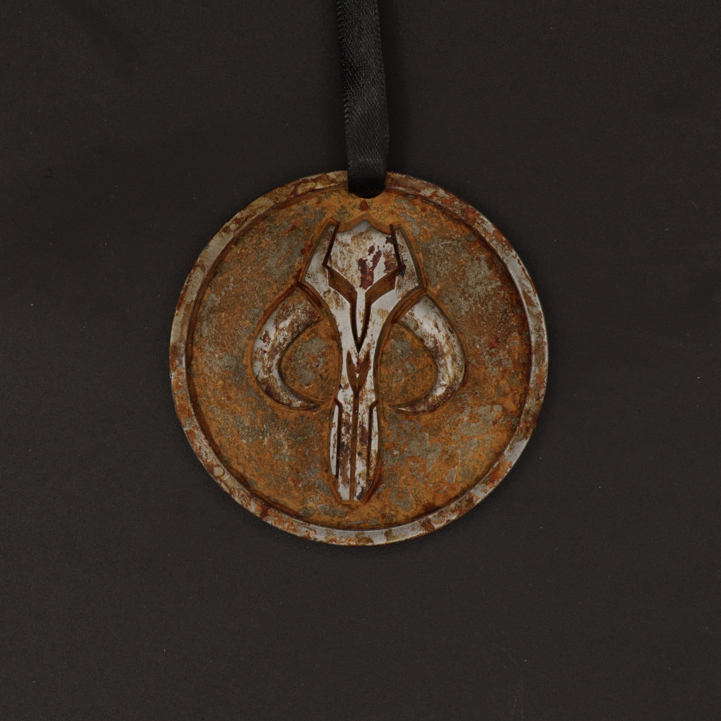 Bo Katan Resin Decoration